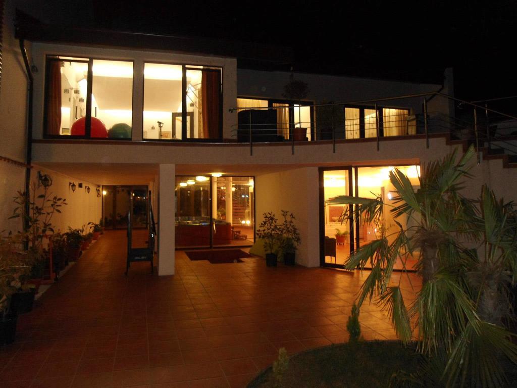 Pensiunea La Dolce Vita Baile Herculane Exterior photo