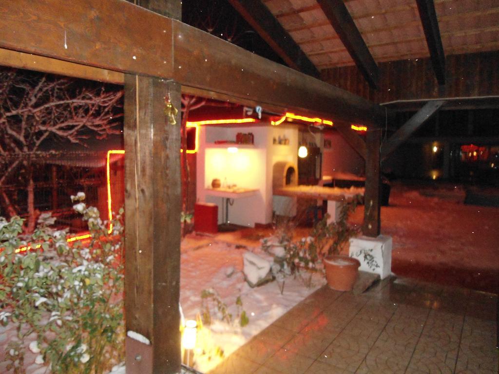 Pensiunea La Dolce Vita Baile Herculane Exterior photo