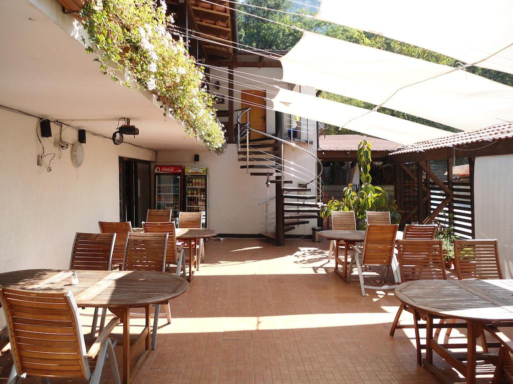 Pensiunea La Dolce Vita Baile Herculane Exterior photo