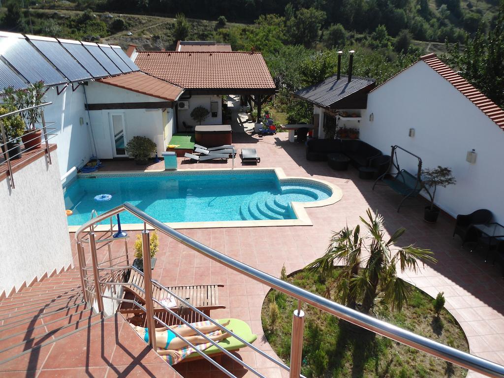 Pensiunea La Dolce Vita Baile Herculane Exterior photo