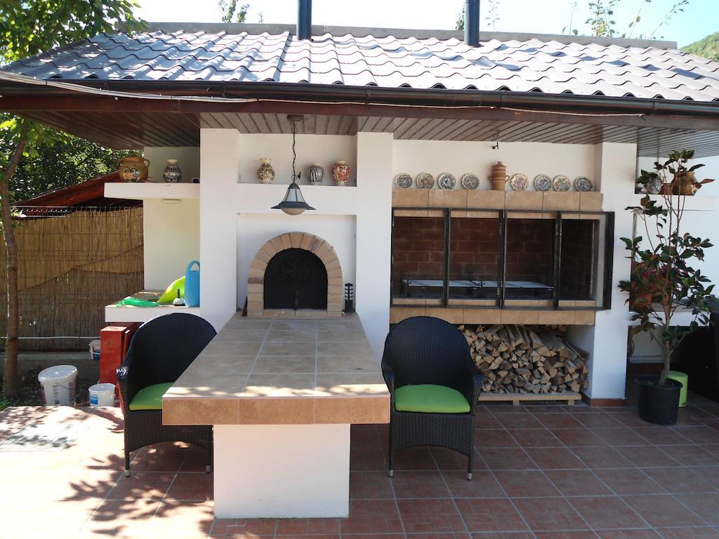Pensiunea La Dolce Vita Baile Herculane Exterior photo